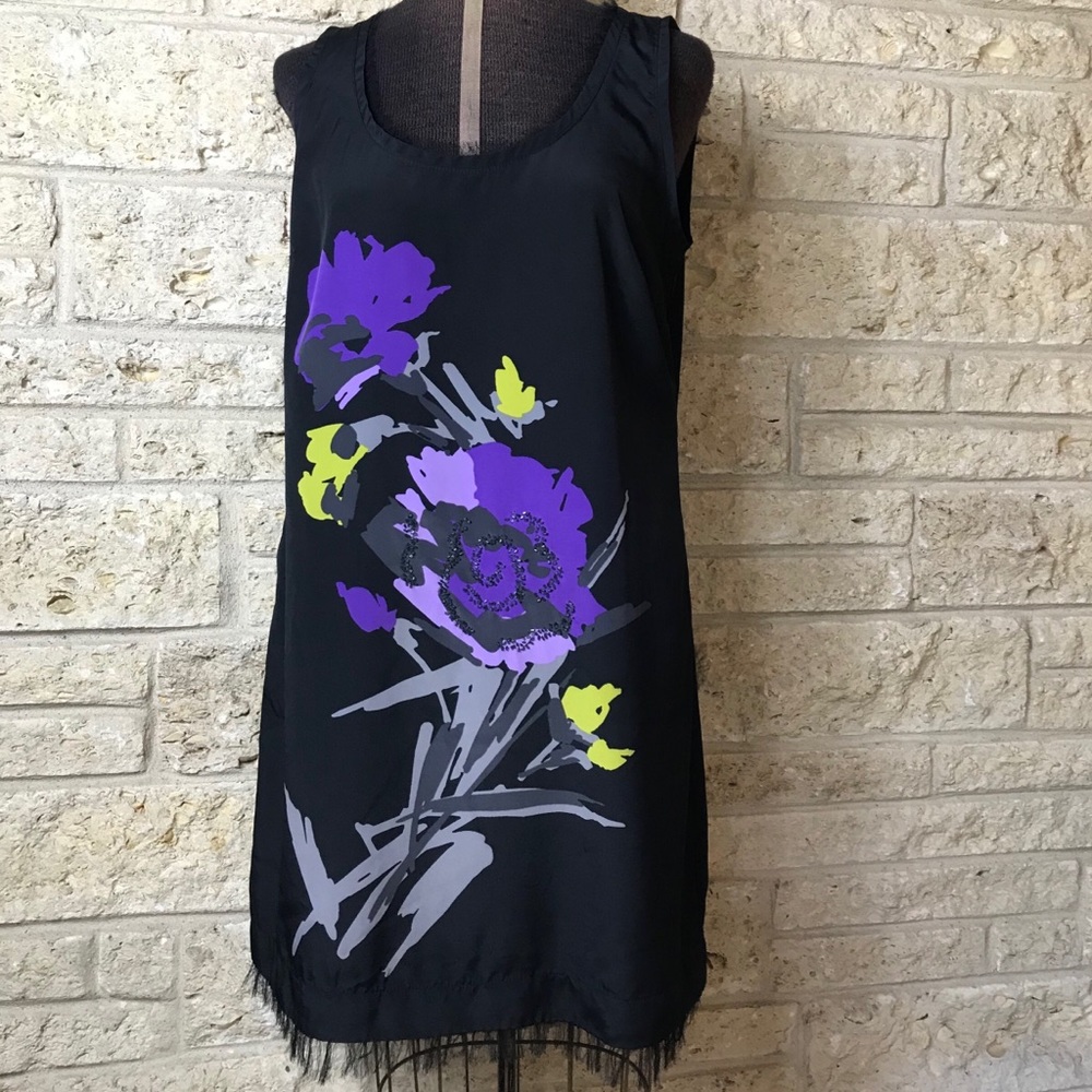 Elle black art shift dress